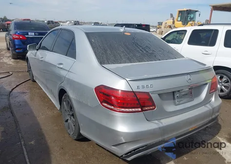 2014 Mercedes-Benz E 350 z USA, uszkodzony, nr VIN WDDHF5KB2EA913489